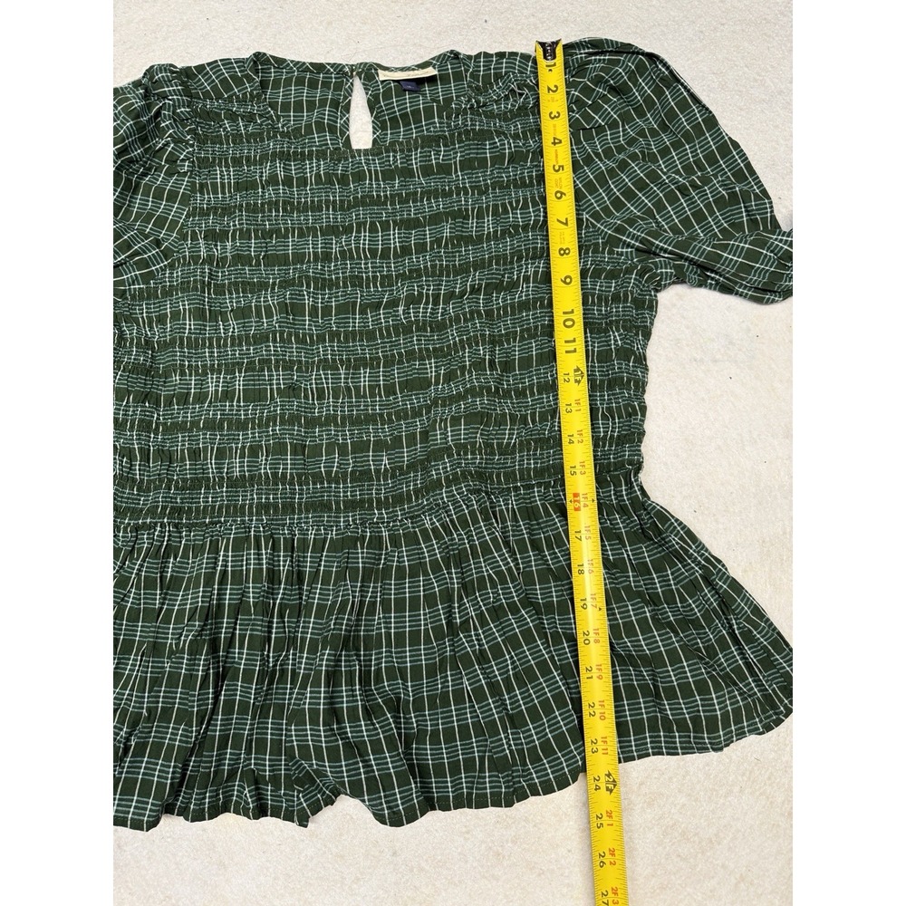 Universal Threads Green White Plaid Smocked Puff Sleeve Peplum Blouse Size XL - Picture 3 of 5